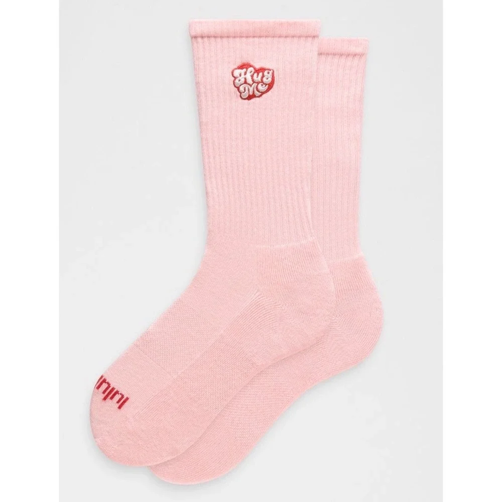 Lululemon HUG ME Pink Crew‎ Socks Red Heart Large NWT